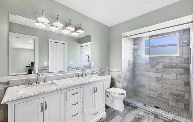 Building Photo - 9492 Galaxie Cir