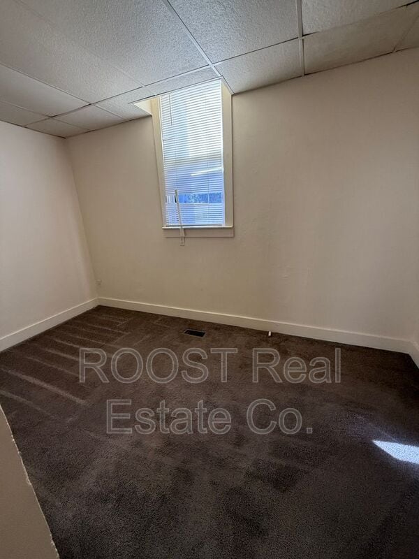 Building Photo - 1530 W High St