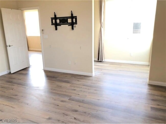 Building Photo - 306 Fringe Ruff Dr