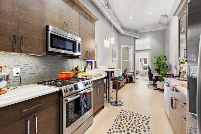 Building Photo - 313 Washington St