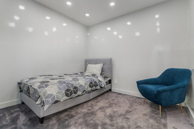 Building Photo - 151 Tremont St