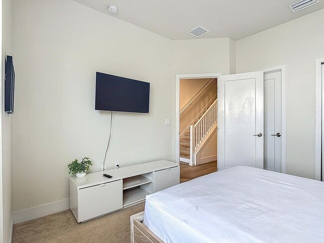 Building Photo - 17204 Blessing Dr