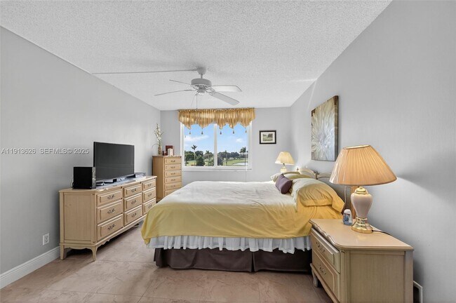 Building Photo - 8900 Washington St