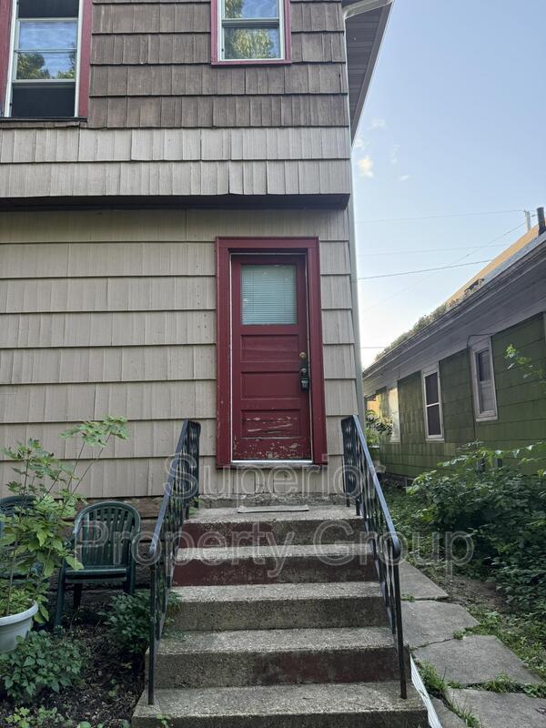Building Photo - 1975 E Washington Ave