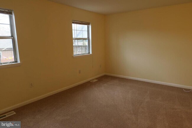 Building Photo - 3514 Cranmer Mews