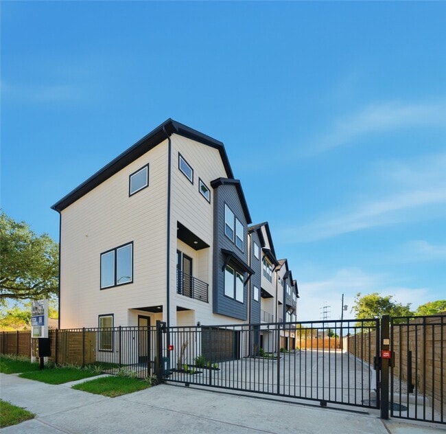 Building Photo - 10929 Ivyridge Rd