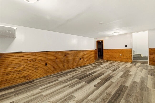 Building Photo - 29 Williston Rd