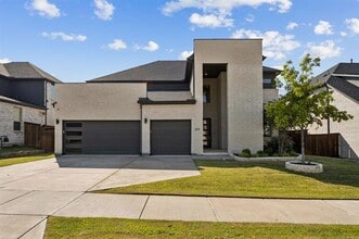 Building Photo - 12357 Mikaela Dr