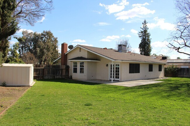 Building Photo - 3505 Huachuca Way
