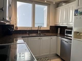 Building Photo - 1370 S Ocean Blvd