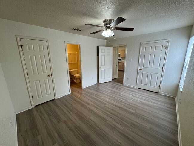 Building Photo - Apartment for Rent in Killeen, TX