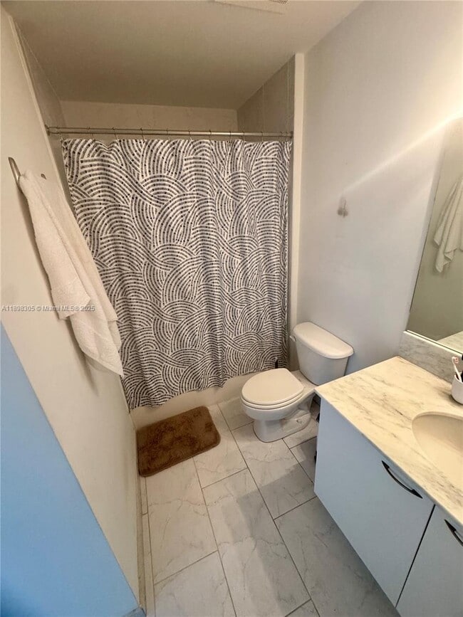 Building Photo - 133 NE 2nd Ave