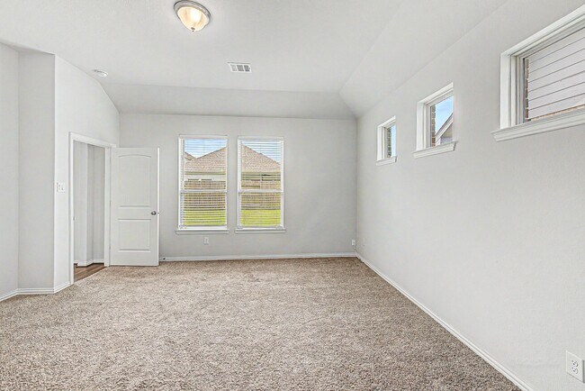 Building Photo - 209 Cambria Green Ln