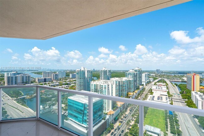 Building Photo - 16699 Collins Ave