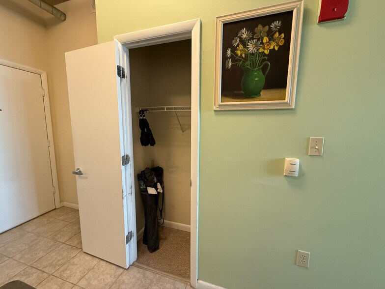 Coat Closet ( rare this days) - 1300 N St NW
