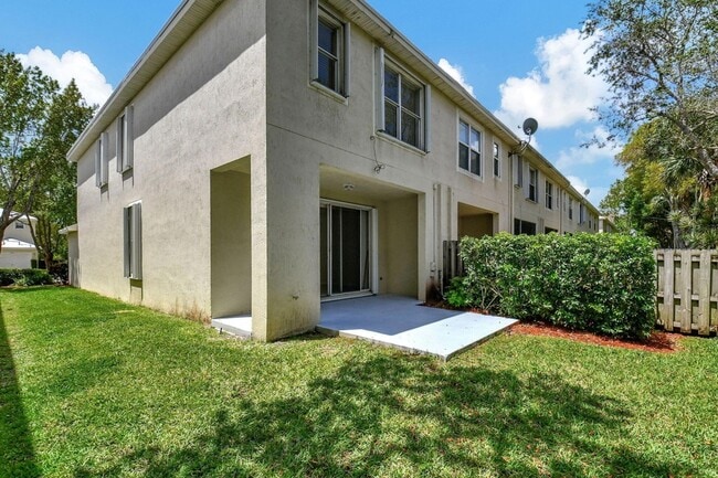 Building Photo - 9917 Porta Leona Ln