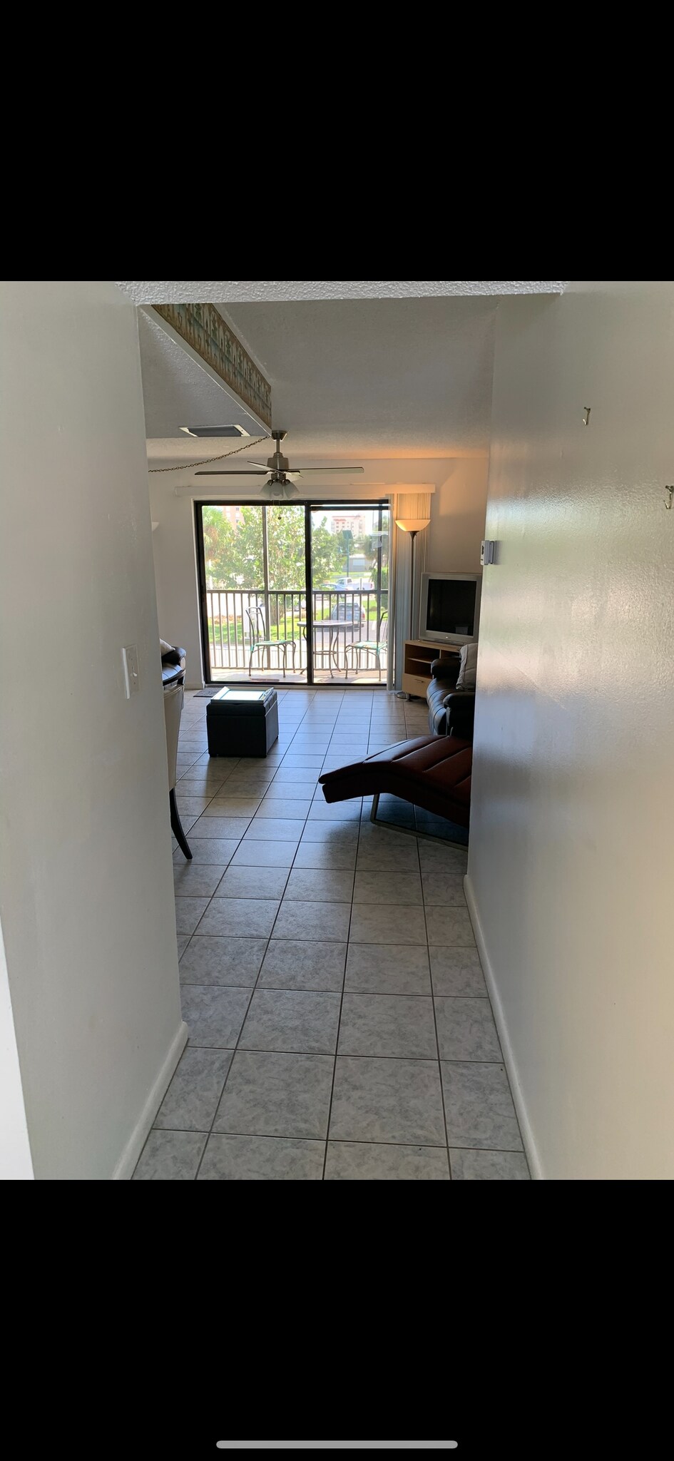 Building Photo - 7101 Ridgewood Ave