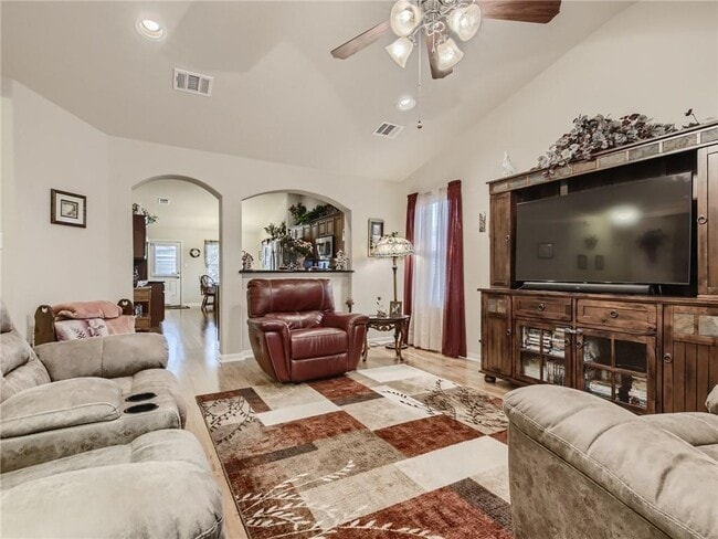 Building Photo - 1807 Colorado Bend Dr