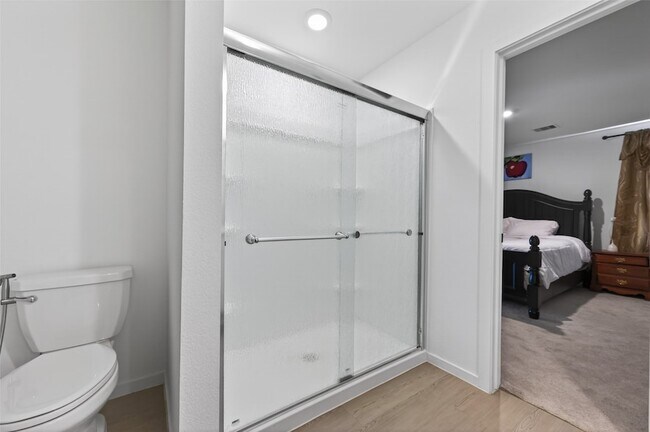 Building Photo - 16703 Rolling Pasture Ln