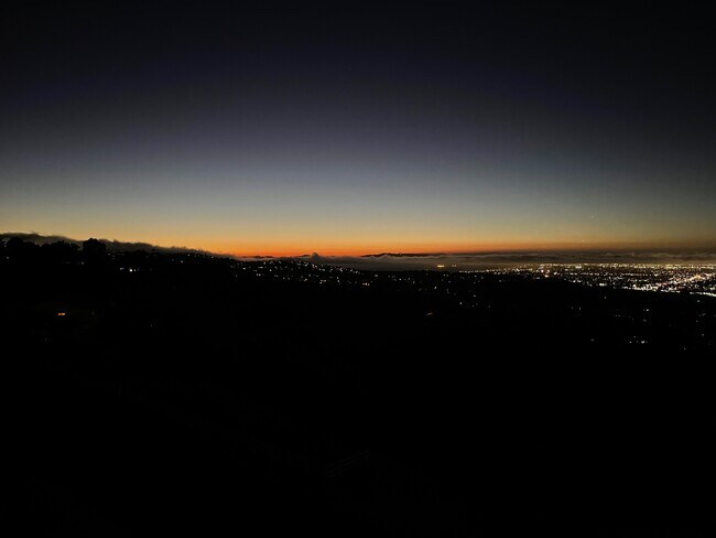 Building Photo - 19 Bronco Dr