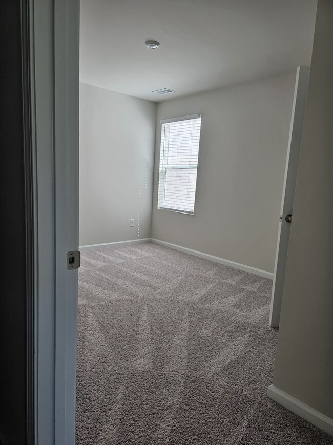 Building Photo - 4071 Garrison Ln