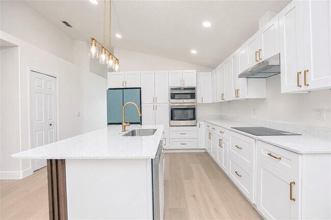 Building Photo - 2039 Shannon Lakes Blvd