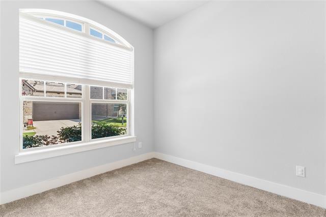 Building Photo - 1131 Alpine Dr