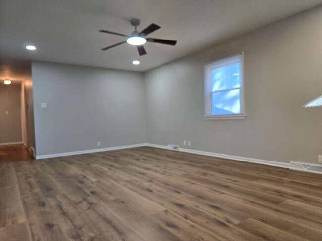 Building Photo - The Good Life — Over 2,200 Sq Ft with Finished Basement & Sunroom