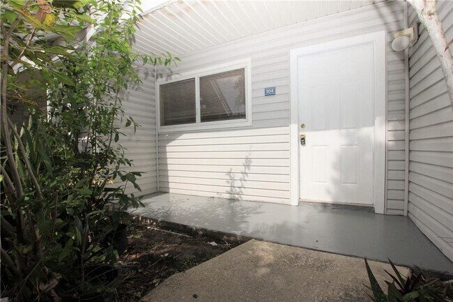 Building Photo - 3461 NW 44th St