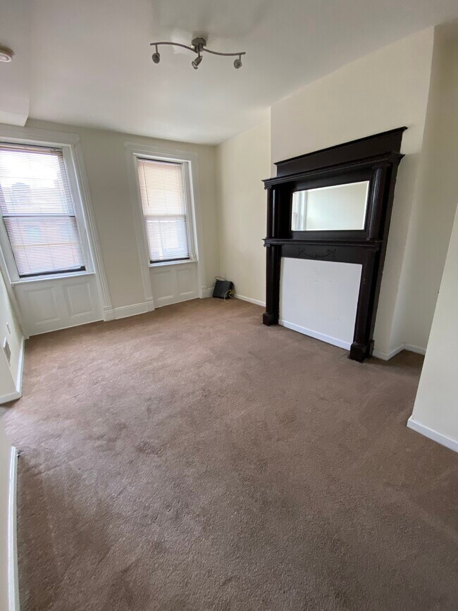 Bedroom 1 - 156 S 18th St