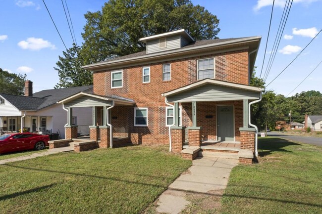 Building Photo - 2842 Bon Air Ave