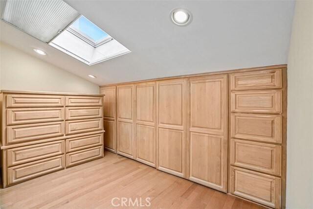 Building Photo - 615 Esplanade