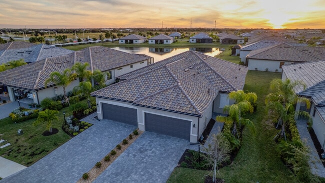 Building Photo - 5512 Sapphire Stone Cv