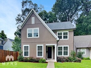 Building Photo - 3944 Cushman St