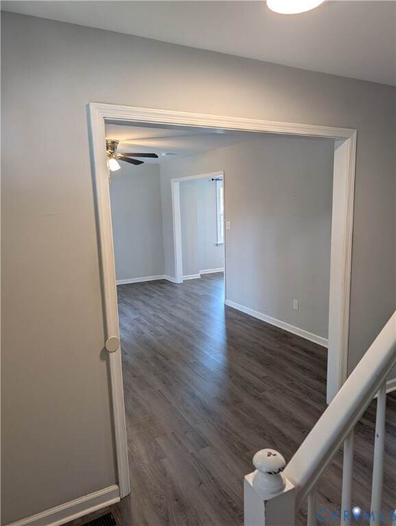 Building Photo - 409 Flint Dr