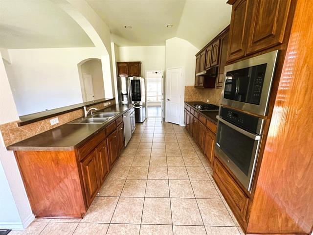 Building Photo - 1615 Nestledown Dr