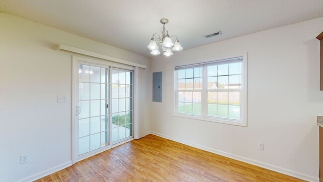 Building Photo - 216 Smallwood Rd