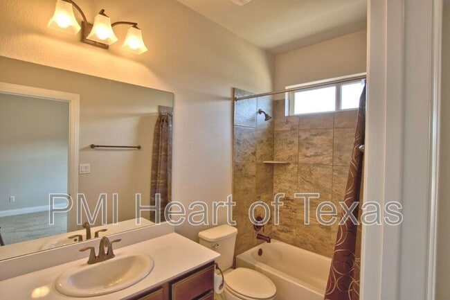 Building Photo - 1703 Elkins Ln