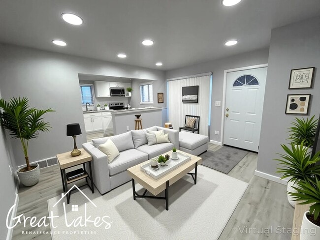 Building Photo - Beautiful 2 Bedroom 1 Bathroom now available for rent