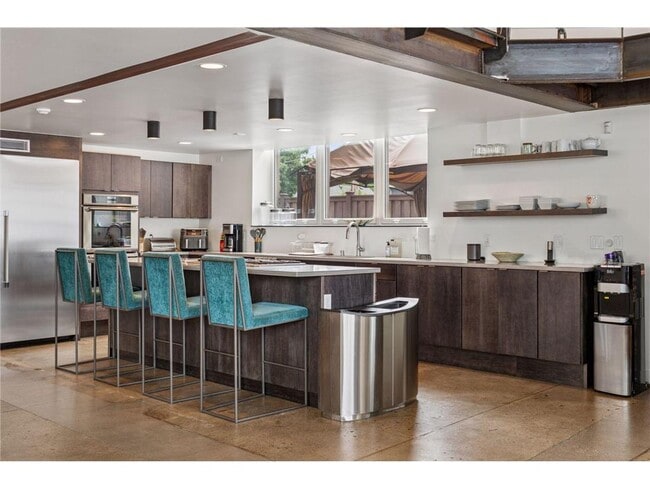 Building Photo - 1290 Snelling Ave N