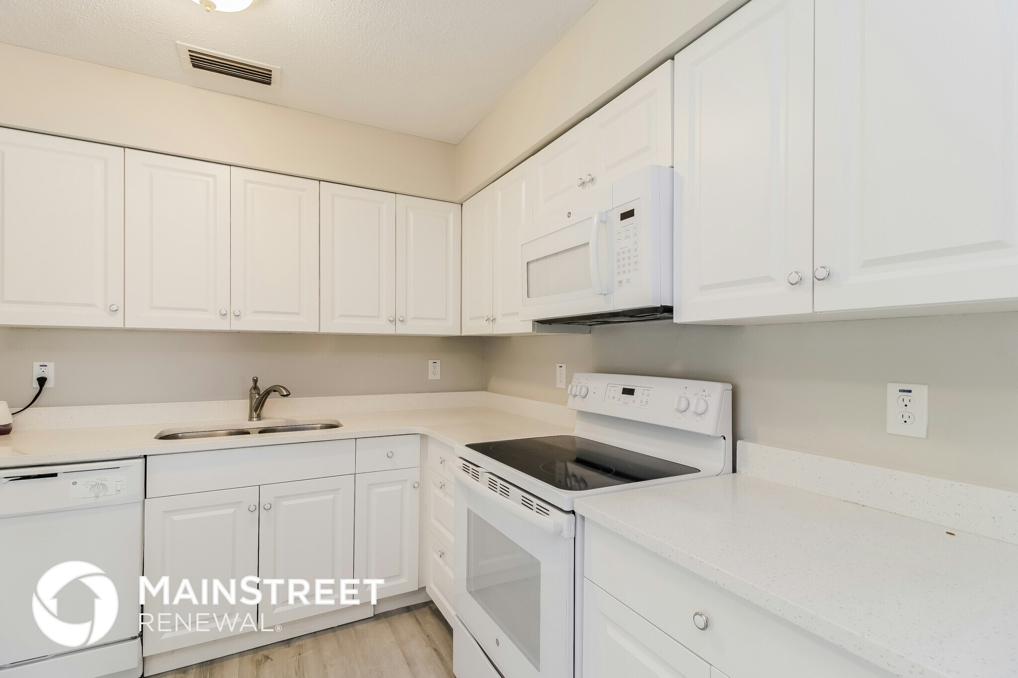 Building Photo - 466 Oxford Dr