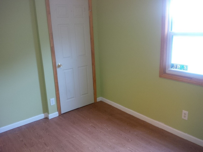 Bedroom - 53 Bates St