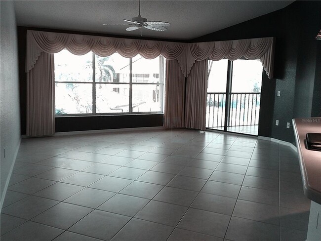 Building Photo - 1335 Rock Dove Ct