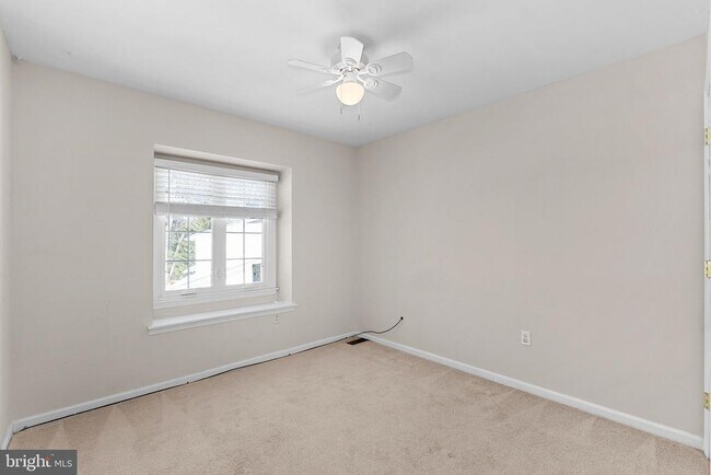 Building Photo - 8916 Arley Dr