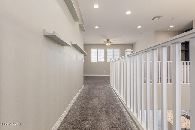 Building Photo - 21366 W Almeria Rd