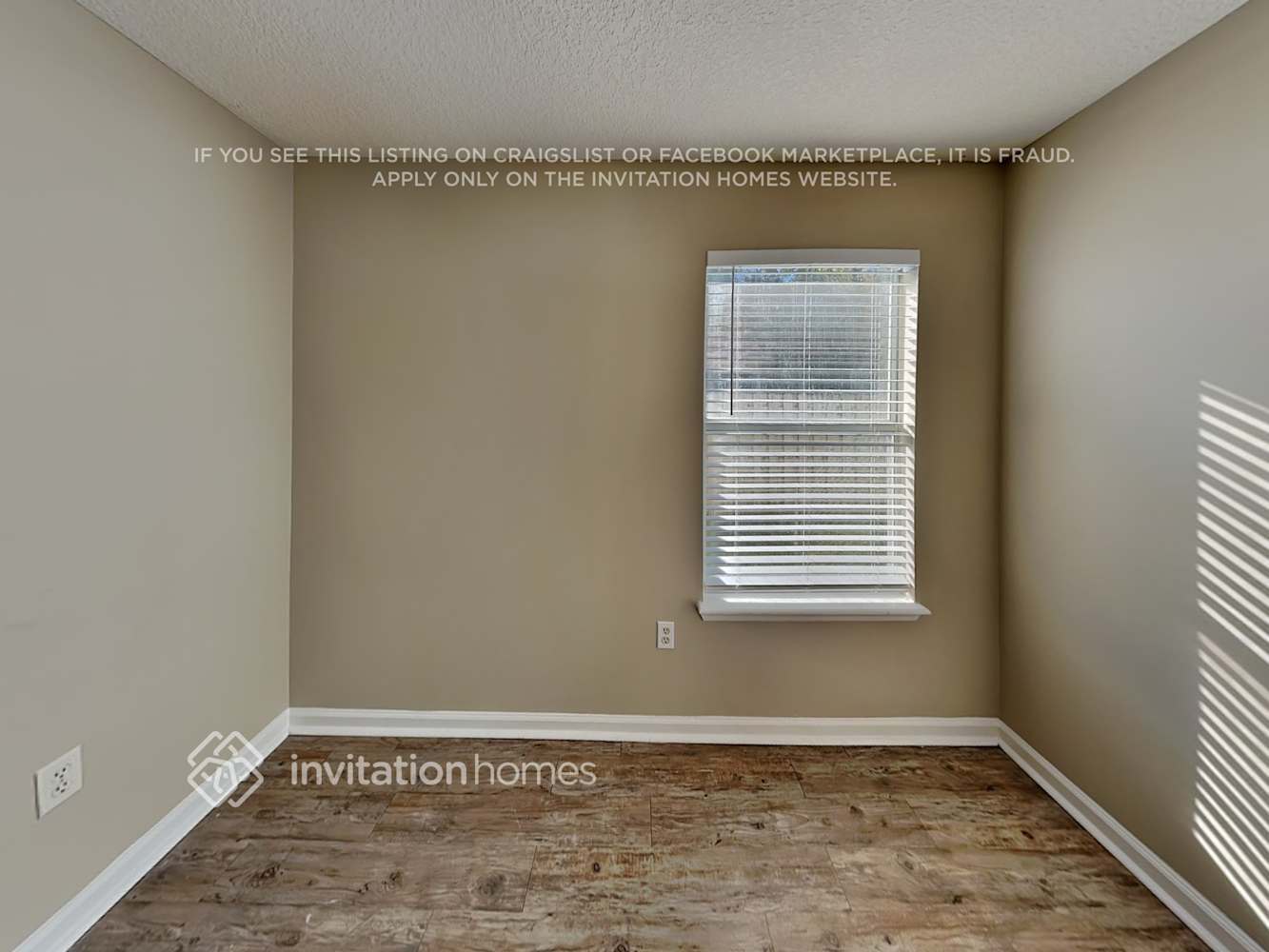 Building Photo - 1450 Cedar Grove Terrace