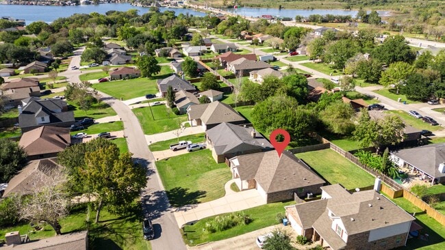 Building Photo - 12738 Lake Conroe Hills Dr
