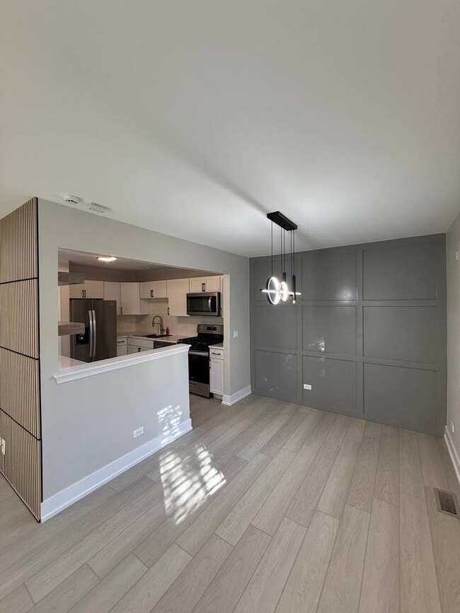 Building Photo - 2403 Mallow Ct