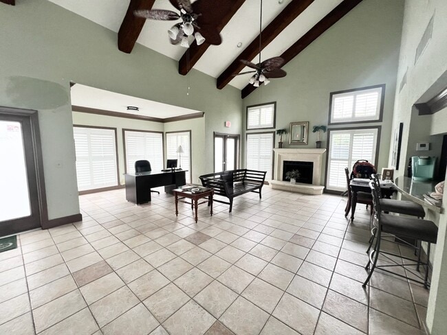 Building Photo - 4007 NW 87th Ave