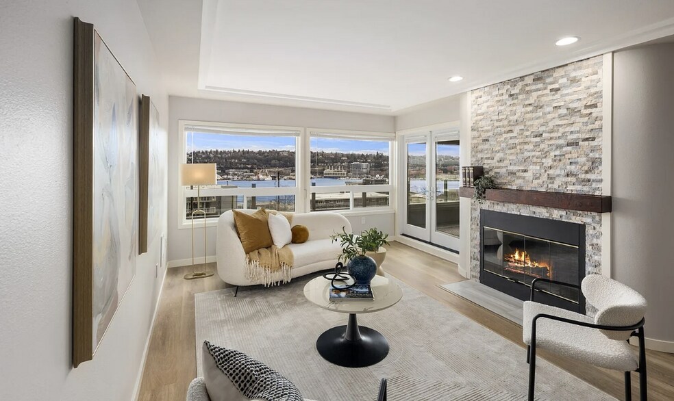 Building Photo - 1768 Aurora Ave N